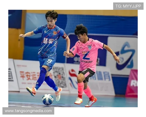 杭州羽毛球队以85分领跑总决赛积分榜展现强劲实力与团队合作精神 杭州羽毛球队以85分领跑总决赛积分榜展现强劲实力与团队合作精神