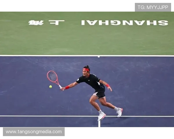 深度分析上海网球队边路渗透战术的特点与应用策略 深度分析上海网球队边路渗透战术的特点与应用策略