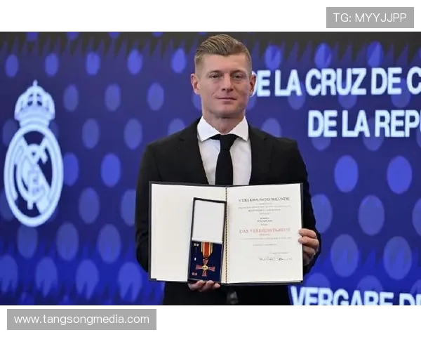 克罗斯领衔德国足球新篇章展望未来的荣耀与挑战