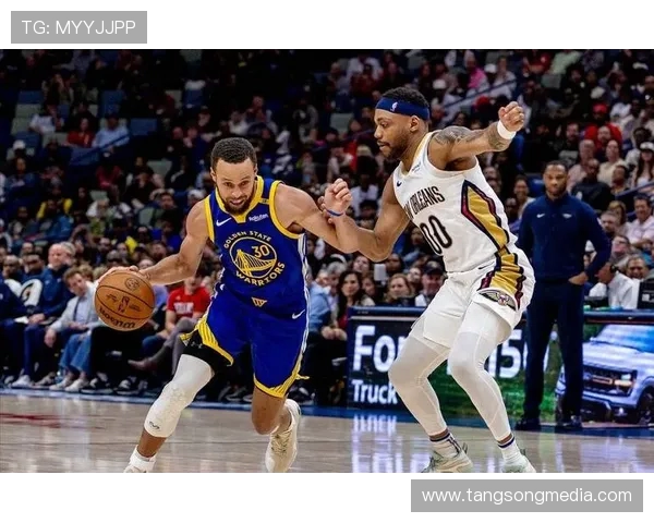 勇士对阵鹈鹕精彩赛事免费直播全程回放与分析分享