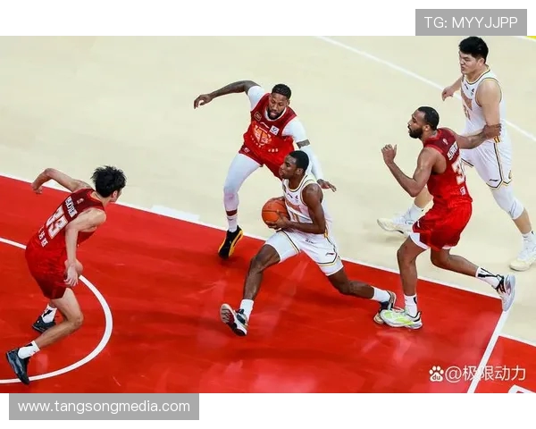 常规赛精彩对决天津男篮迎战山西队全力争胜