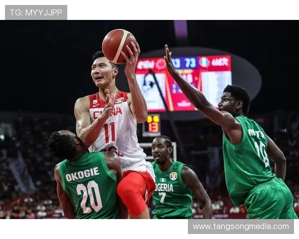 易建联：从篮球场上的传奇到中国体育的象征，见证时代变迁与梦想追逐的故事