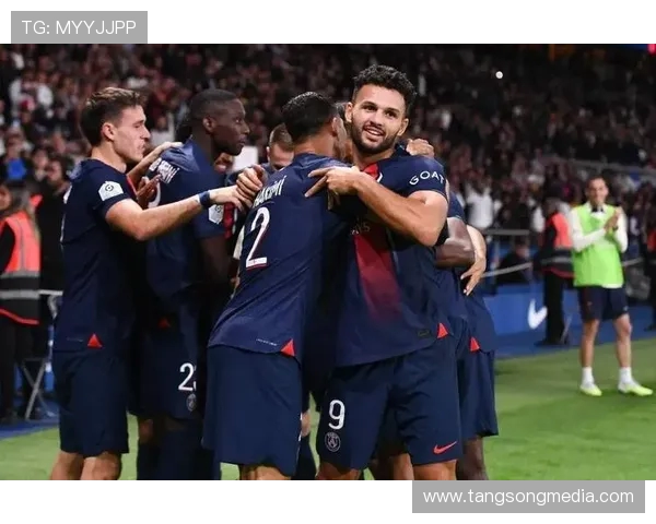 曼联与巴黎次回合精彩对决视频回顾及赛后分析