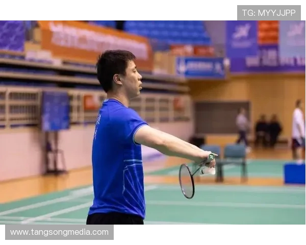 成都羽毛球队奋勇争先的冠军赛之路与背后故事揭秘